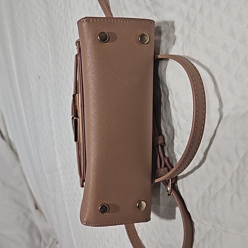 Crossbody Purse - Picture 3 of 4